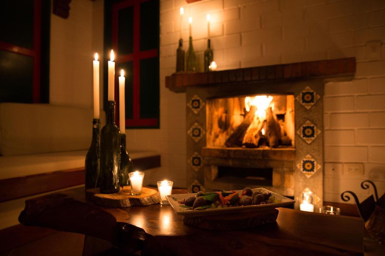 Hotel Termales El Otoño Manizales Exterior foto The fireplace at the restaurant