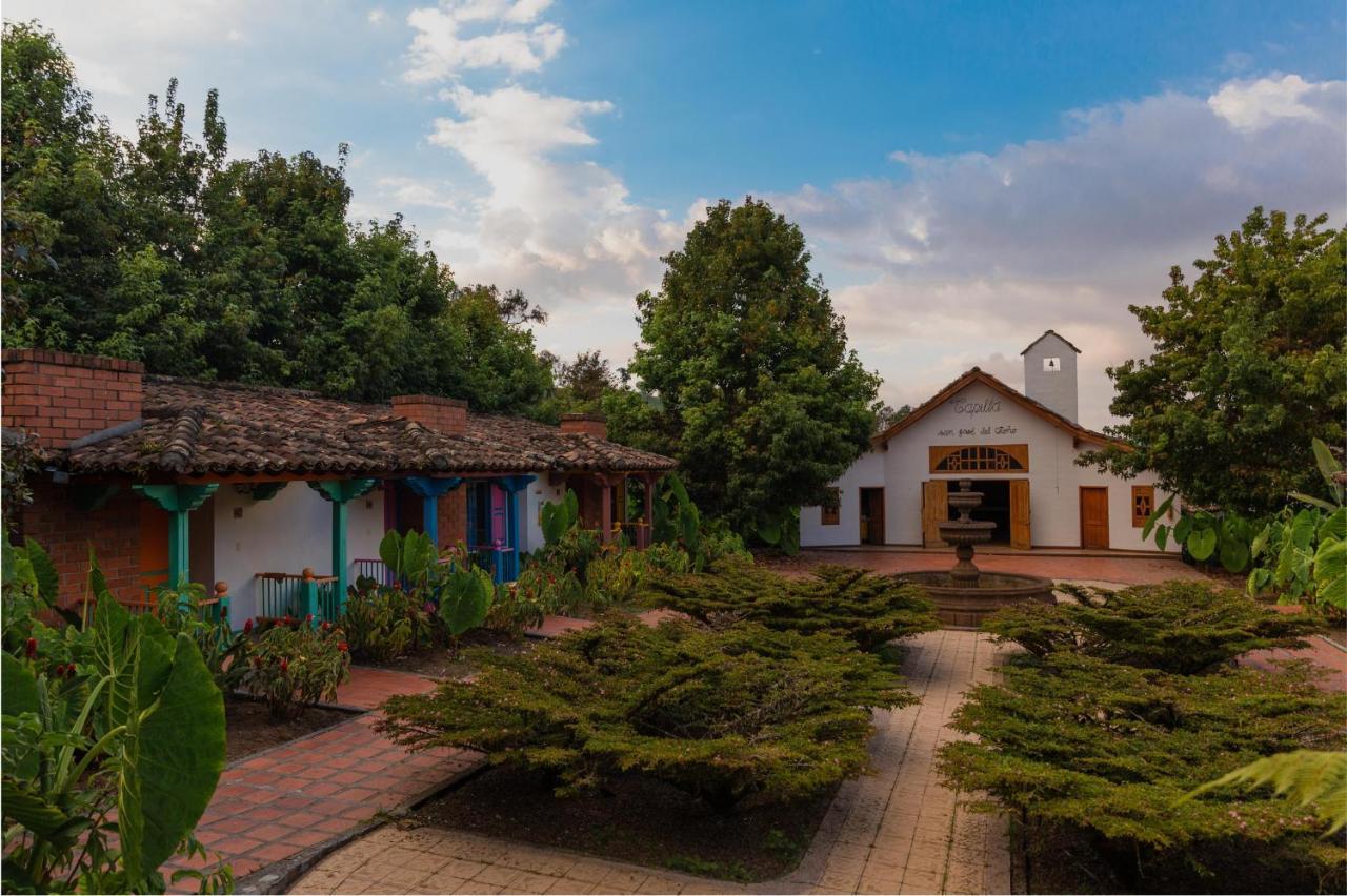 Hotel Termales El Otoño Manizales Exterior foto Hacienda San José de San Miguel