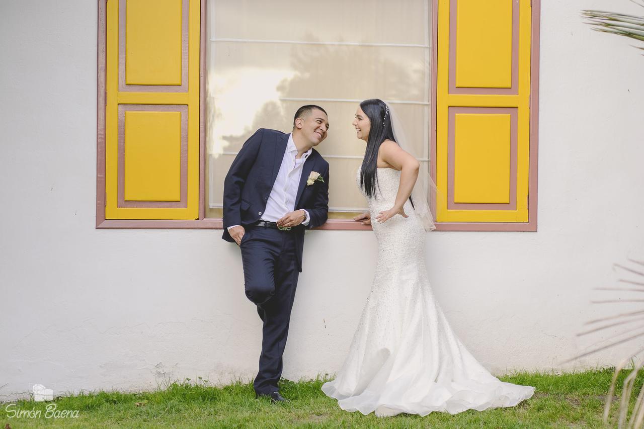 Hotel Termales El Otoño Manizales Exterior foto A newlywed couple